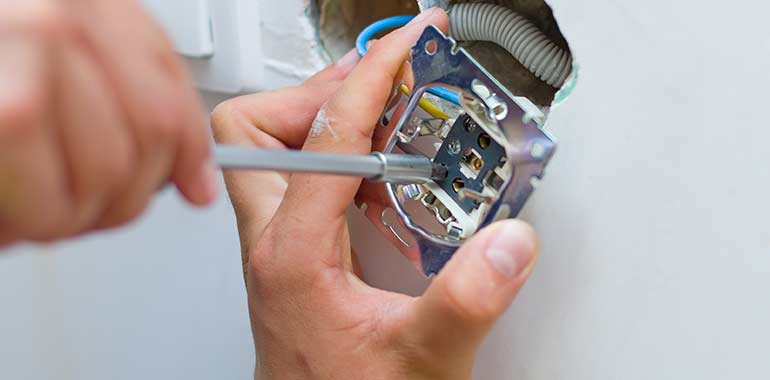 Fort Wayne, IN Residential and Commercial Electrical Repair Services